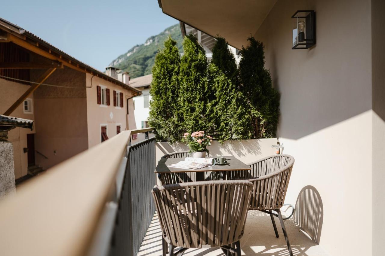 Ansitz Am Eck By Hotel Pernhof Tramin an der Weinstraße Buitenkant foto